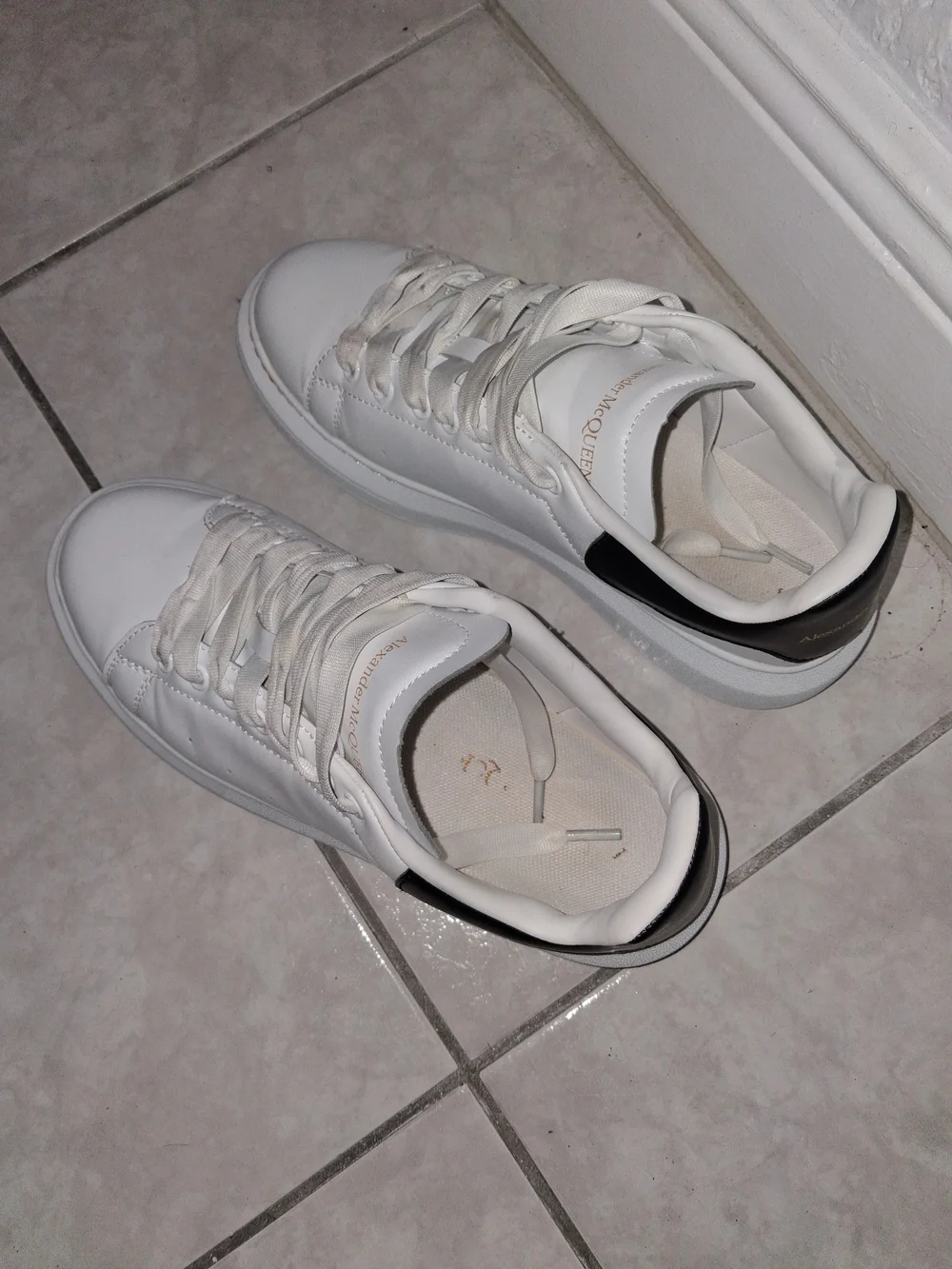 White Leather Men’s Sneakers with Black Heel Accent
